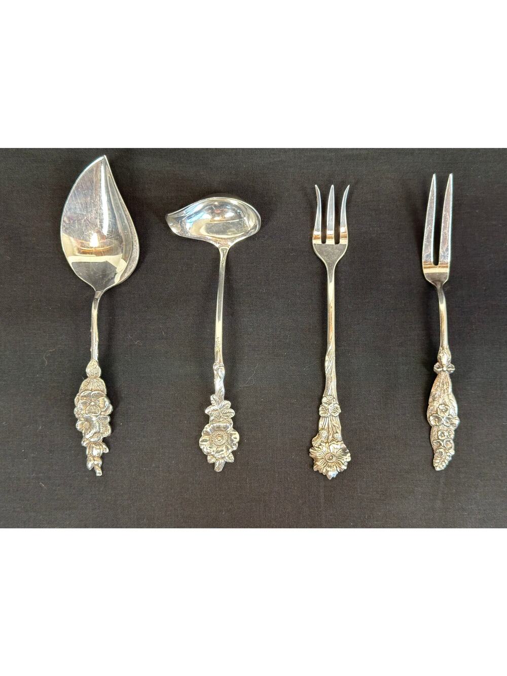 Vintage Reed & Barton Harlequin Silverplated Serving Set Ornate Floral Handles